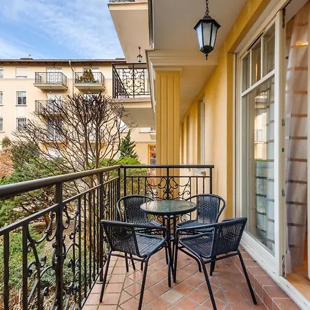 Sun & Snow Patio Mare Apartment